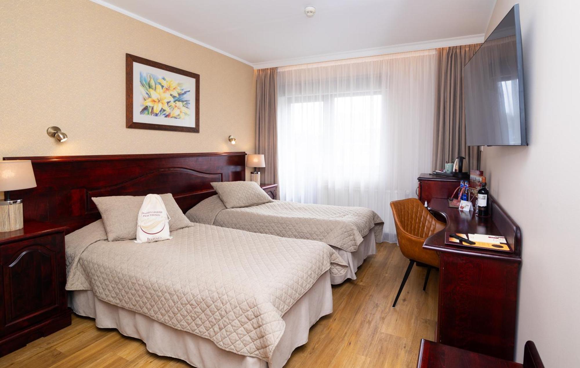 Hotel Legend Pärnu Buitenkant foto