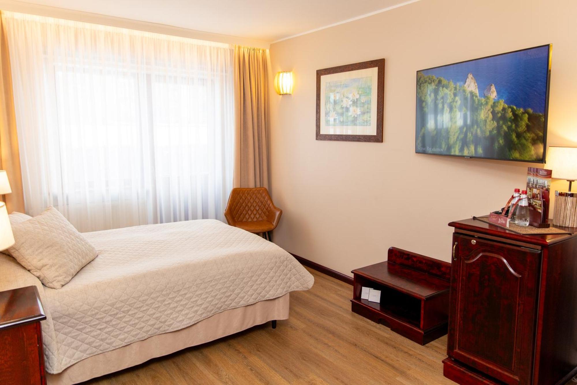 Hotel Legend Pärnu Buitenkant foto